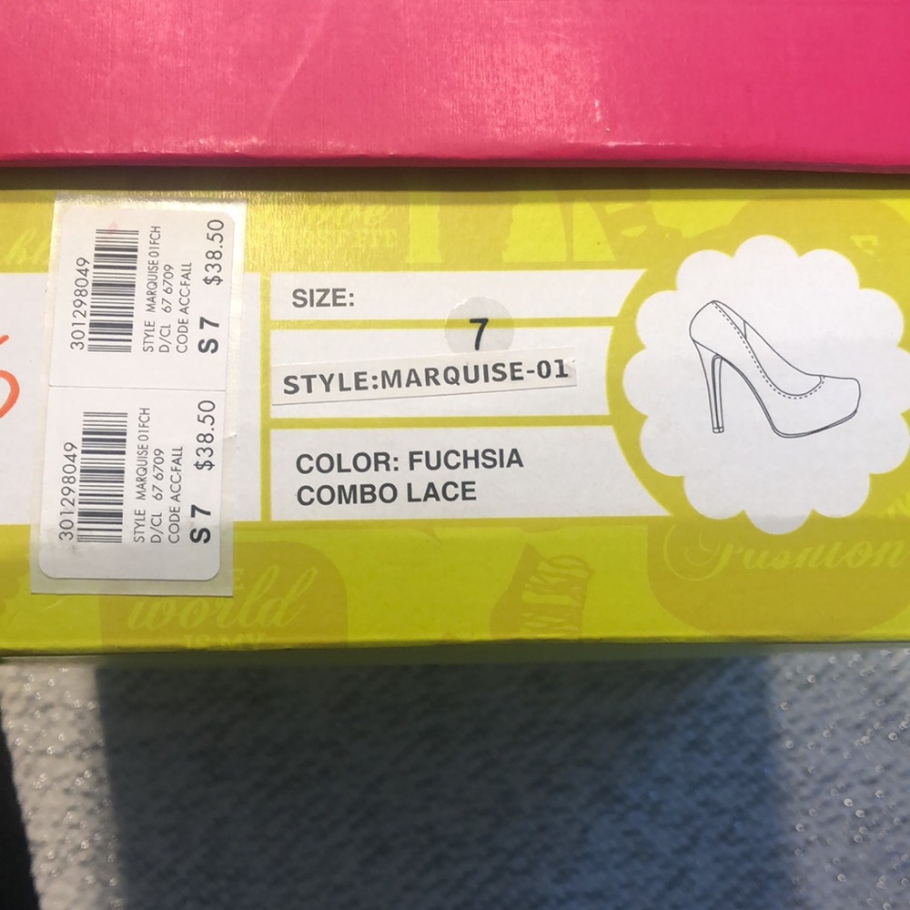 Shoes - Picture 4 of 5